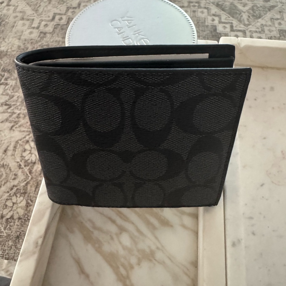 Coach Men's Signature Canvas Bifold Wallet - Black/Charcoal